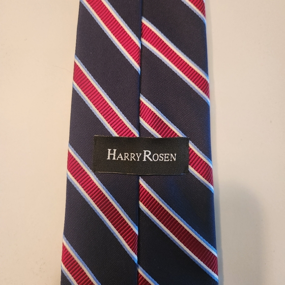 Harry Rosen 100% silk tie - Picture 3 of 3